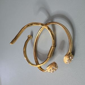 Ladies  bangles /bracelets